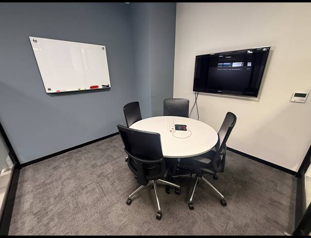 1,593M² OFFICE TO LET IN ROSEBANK